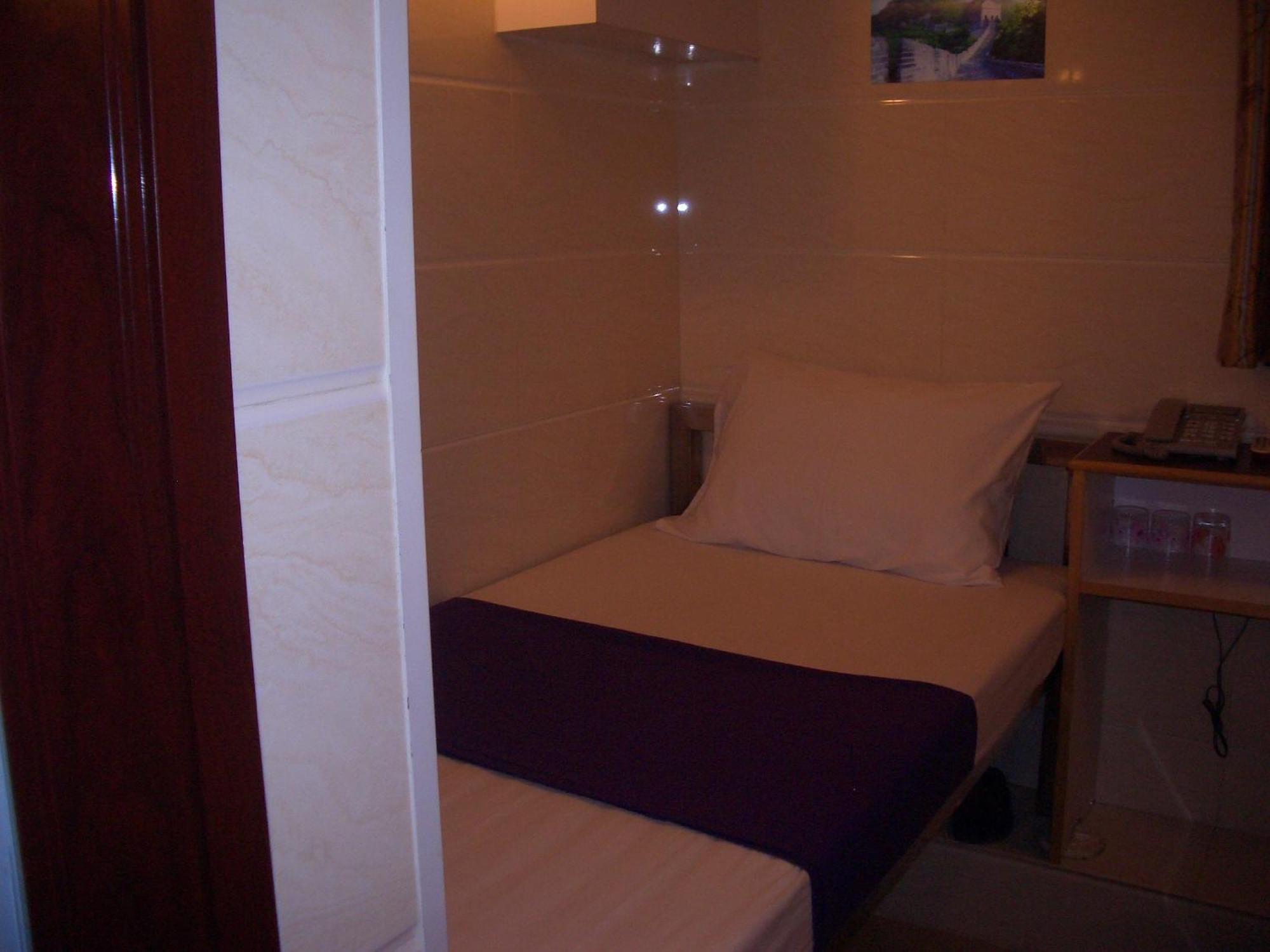Maple Leaf Guest House Hong Kong Bagian luar foto